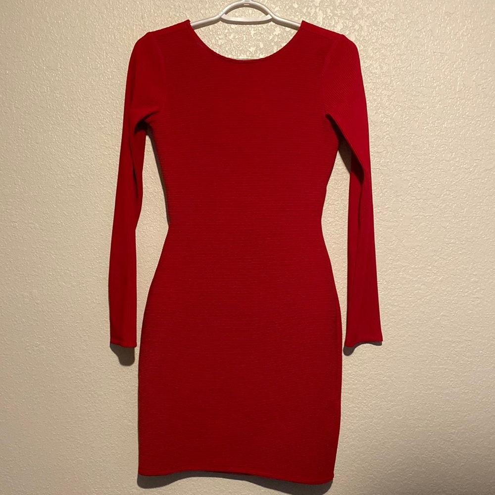 Perfect red dress for any occasion! ❤️❤️❤️